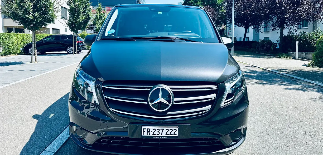 Mercedes Benz Minivan 4×4 2