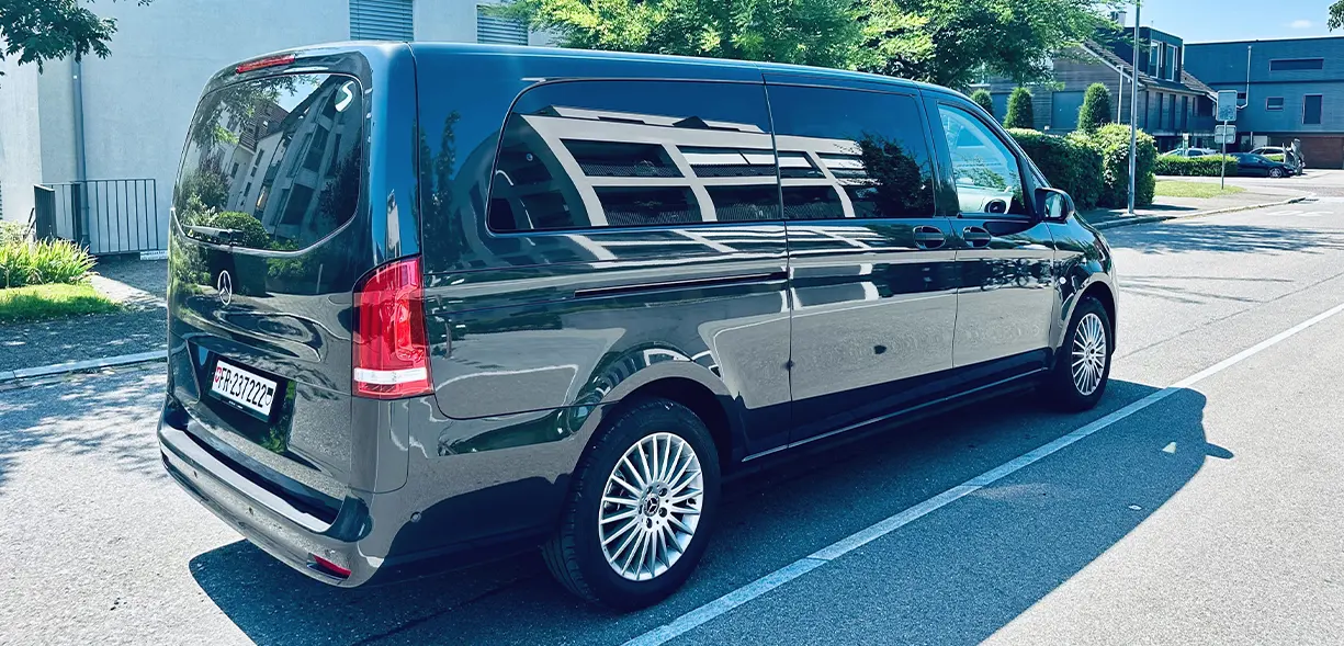Mercedes Benz Minivan 4×4 4