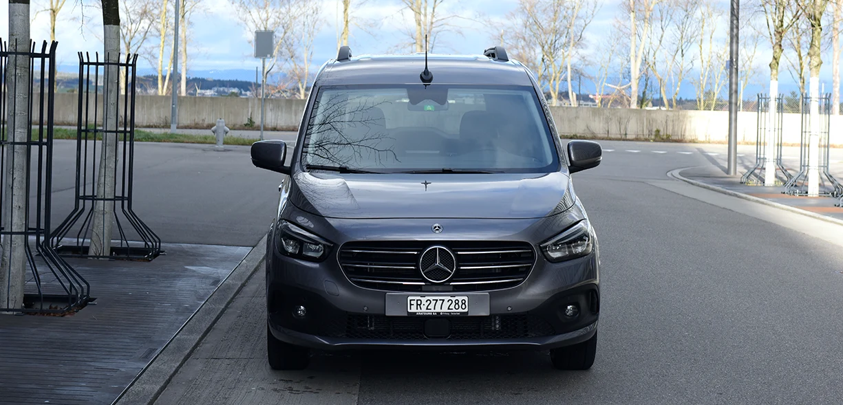 Mercedes Benz T Class 1