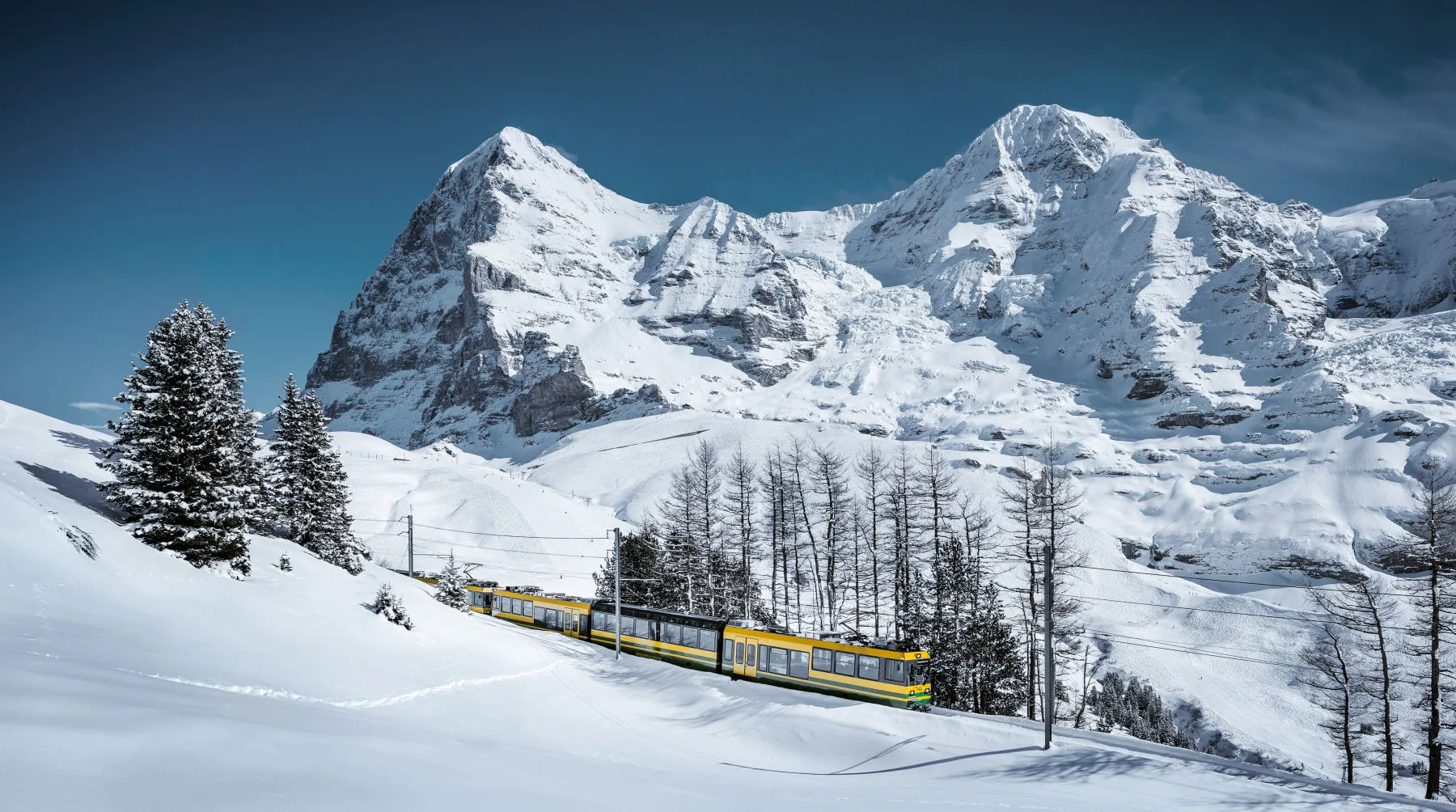 wengernalpbahn eiger moench winter