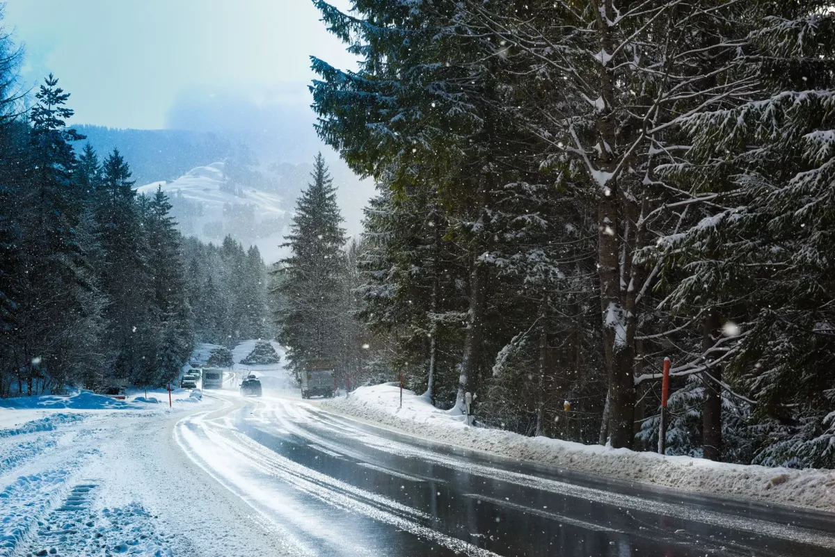 Gstaad road