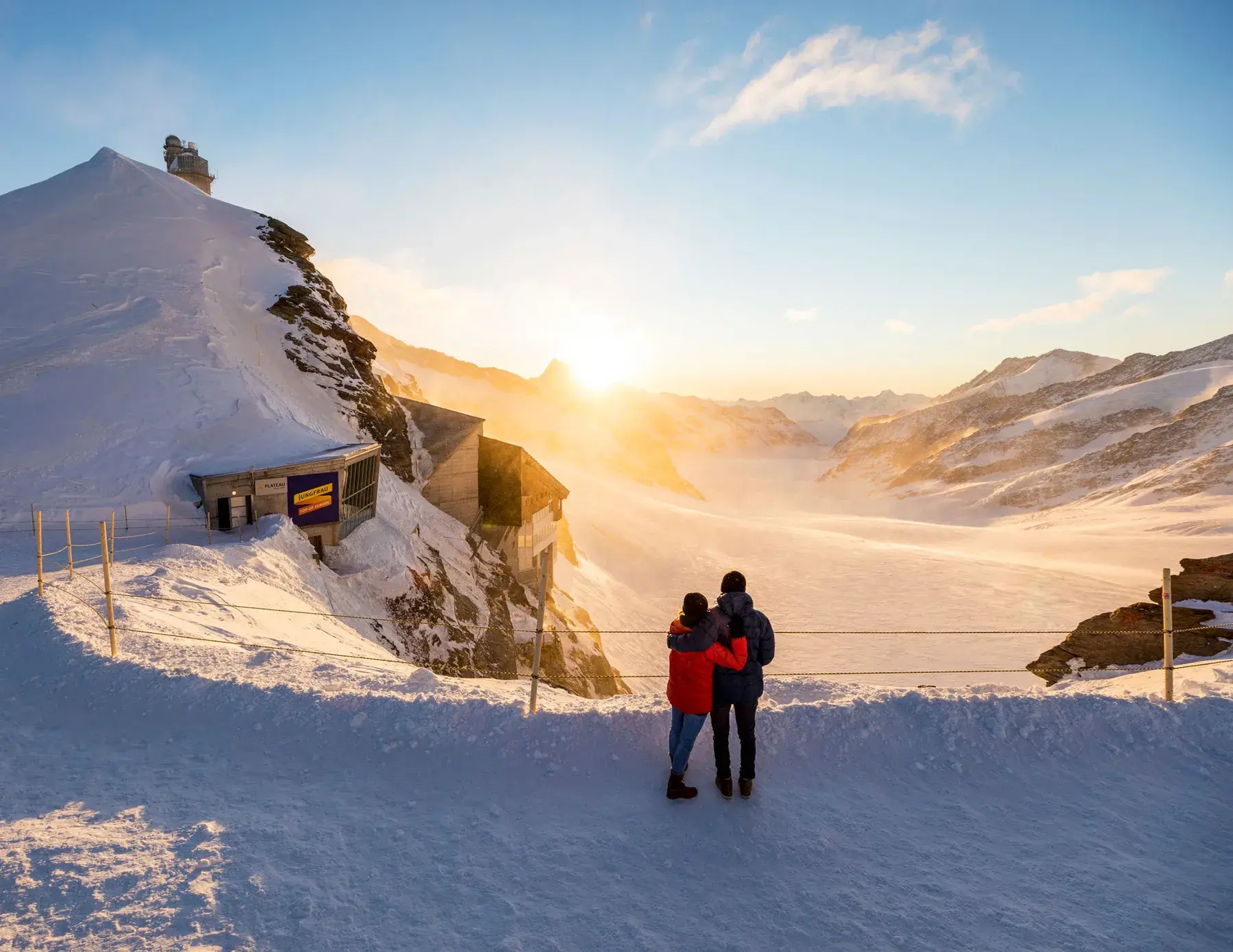 Jungfraujoch-Plateau-Sonnenaufgang-Aletschgletscher