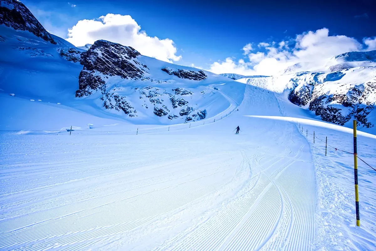 Saas Fee skiing in Switzerland