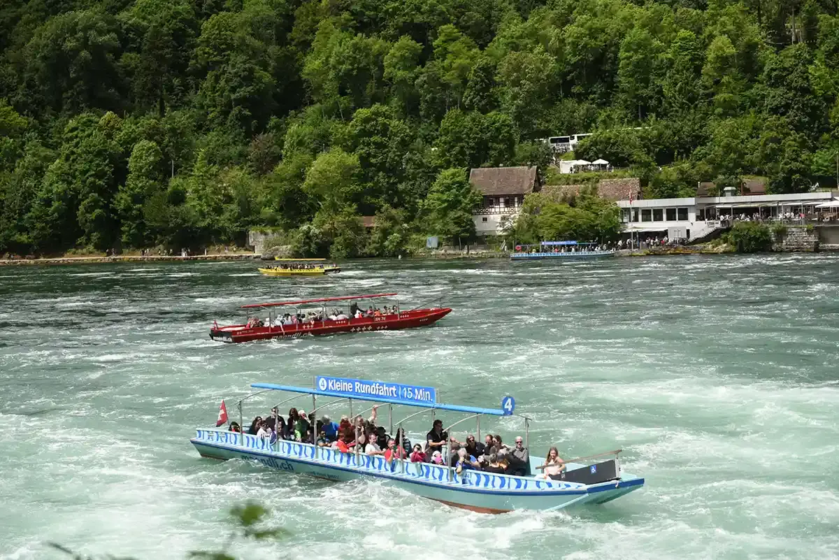 15 minute Boat Trip