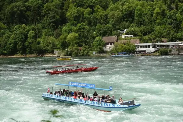 15 minute Boat Trip