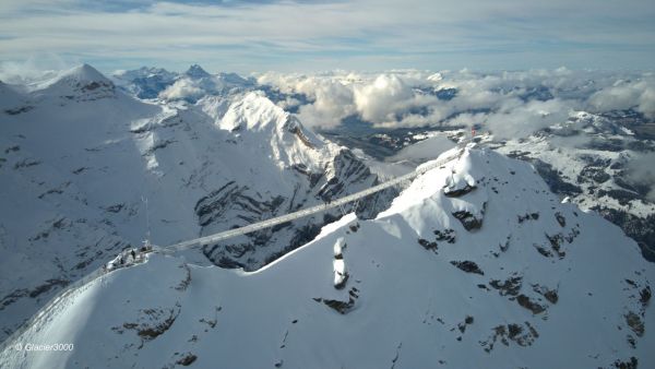 Glacier 3000