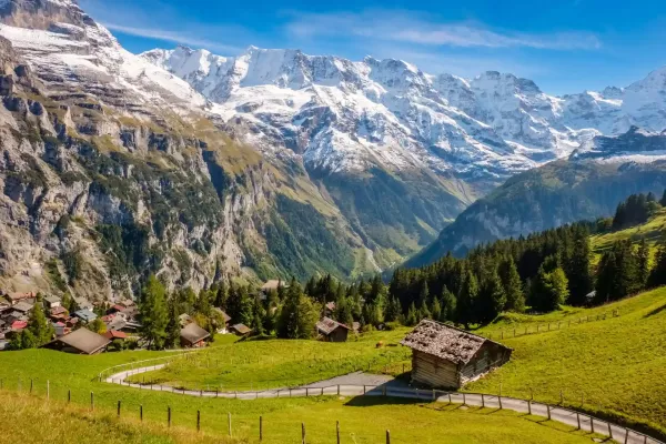 Between Murren and Allmendhubel